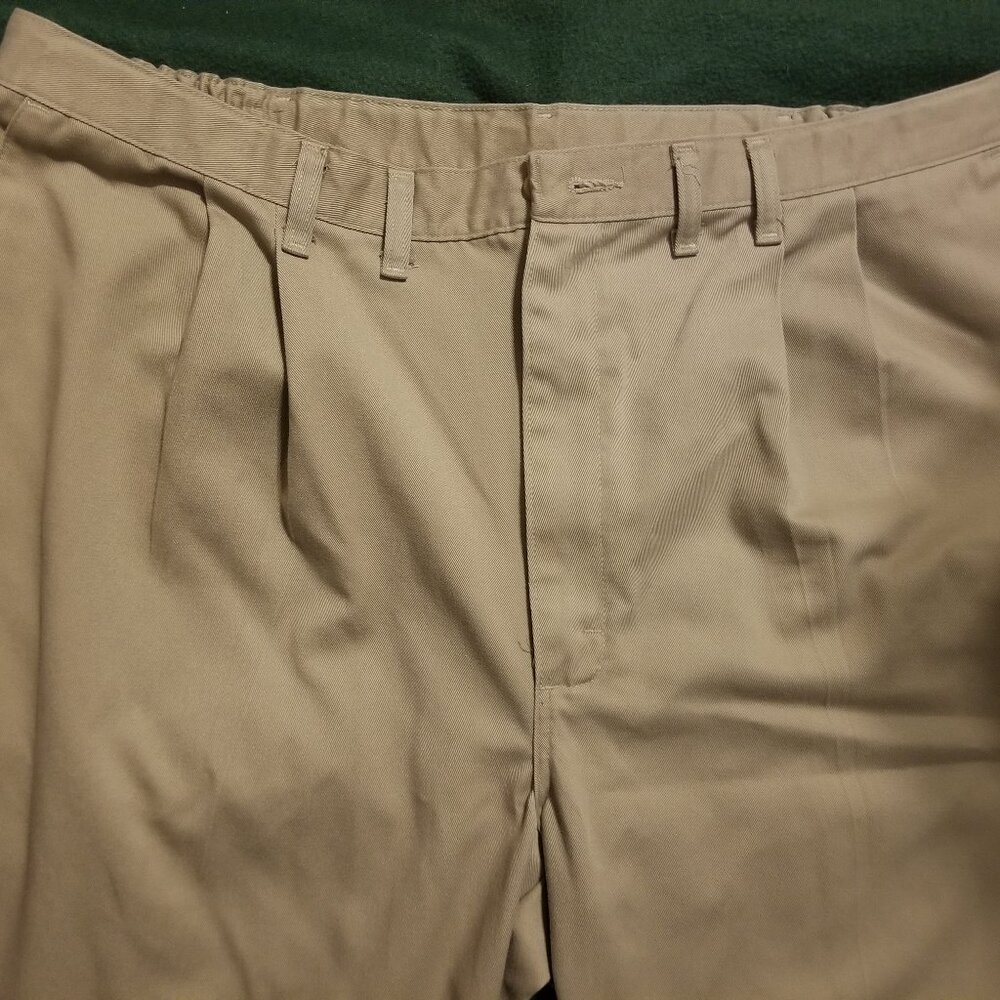 Legendary Gold 44 x 30 tan khaki pants with expanding waist band - Picture 2 of 7